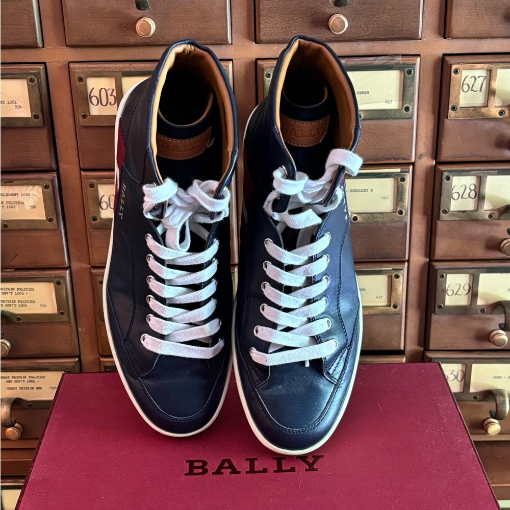 Bally - Picture 5 of 6